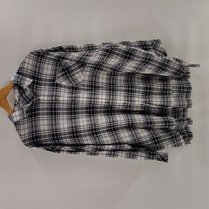 Oddy Plaid button Down Size Small Medium Oversized Long Sleeve sude Pockets